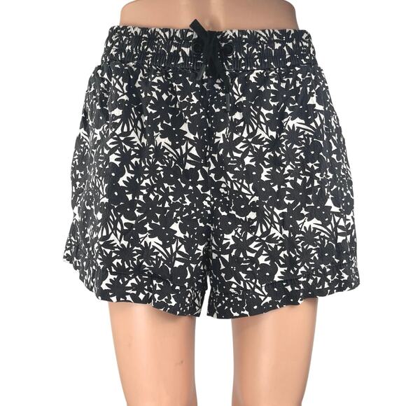 Everlane Women's Black White Floral High Waisted Casual Mini Shorts Size M - Picture 1 of 5